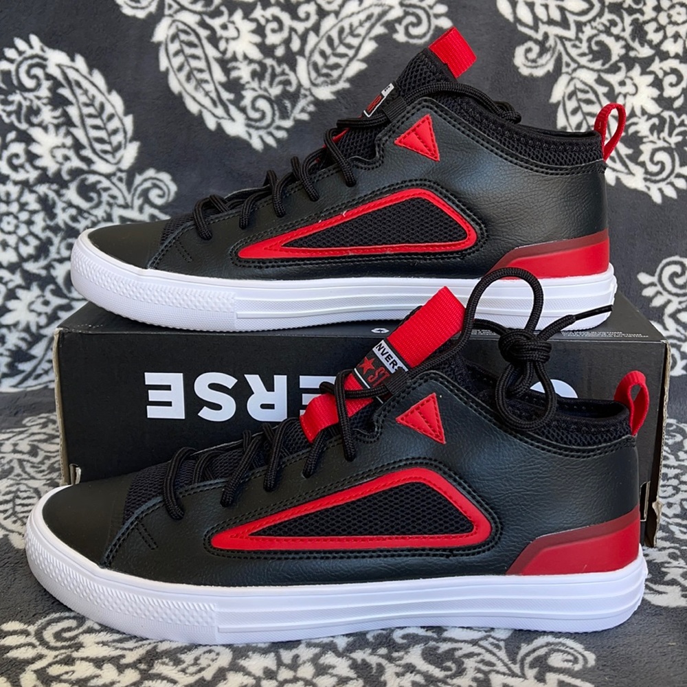 Converse Chuck Taylor All Star Ultra OX Black/University Red/White MEN`S - Picture 1 of 16